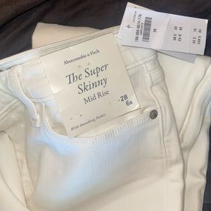 Abercrombie & Fitch High Rise Super Skinny
